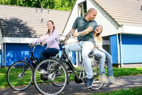 Walibi Village in Dronten — foto 4