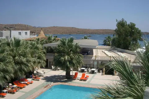 Gümbet Anil Beach in Bodrum — foto 3