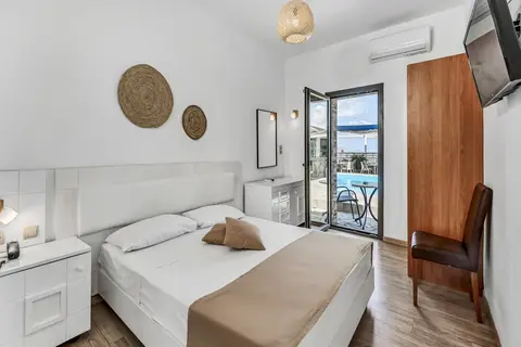 Sunset Beach in Δημοτική Ενότητα Γουβών — foto 16