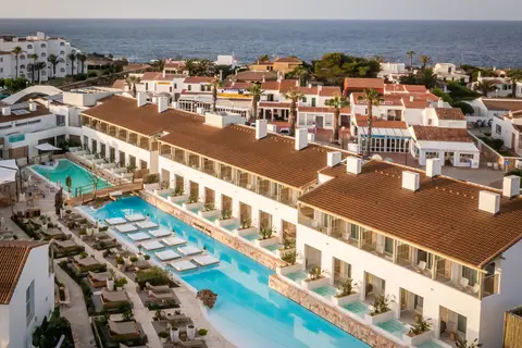 Villas & Bungalows del Lago in Cala'n Bosch — foto 7