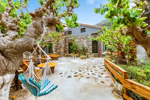 Ellafos Traditional Living in Perivolia — foto 17