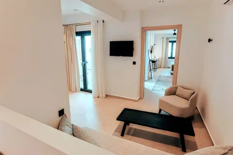 La Maltese Boutique in Paros — foto 16