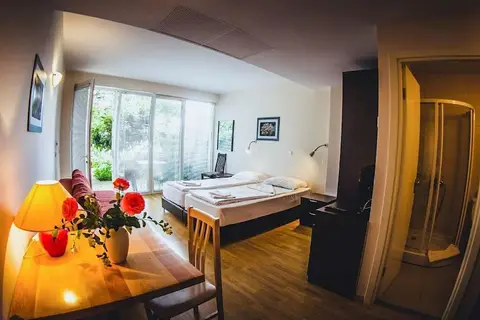 Oaza Inn in Ohrid — foto 3