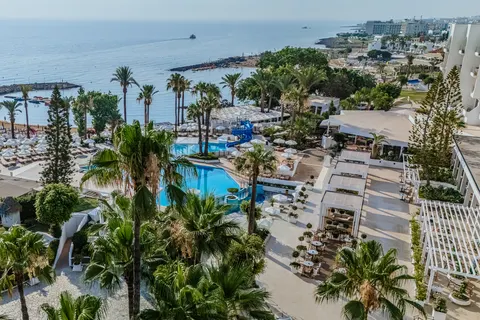 Hotel Golden Coast Beach in Paralimni — foto 2