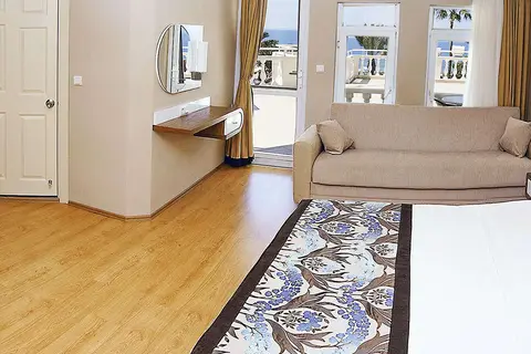 Azak Hotel in Alanya — foto 3