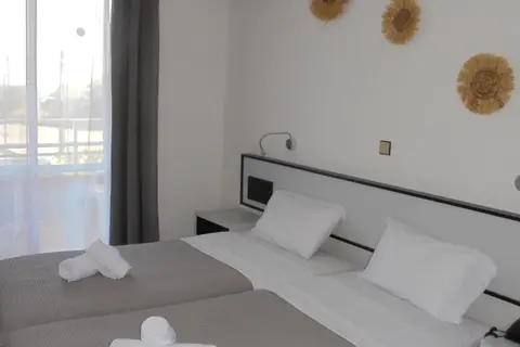 Asterias Bay Hotel in Θεολόγος — foto 29