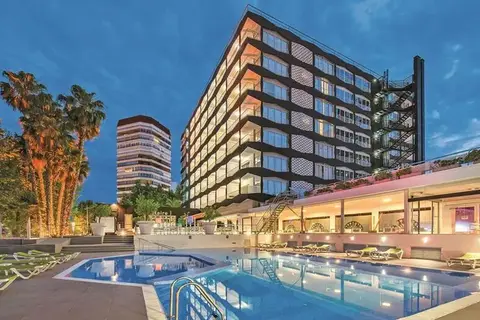 Climia Belroy in Benidorm