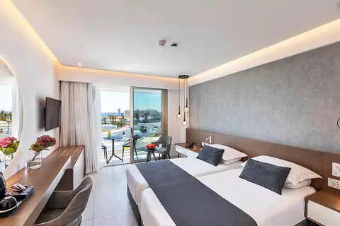 Pavlo Napa Beach Hotel in Ayia Napa — foto 5