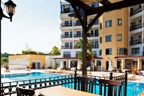 Ada Beach Hotel in Alsancak — foto 19