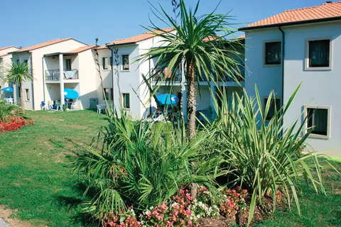 Belvedere Village in Castelnuovo del Garda — foto 10
