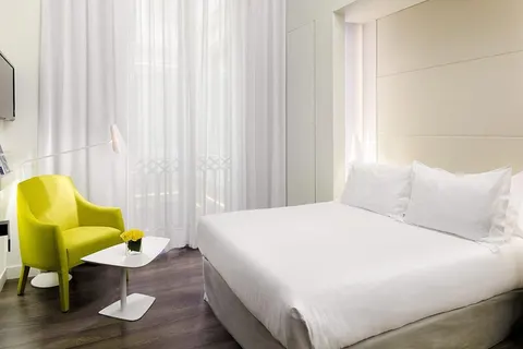 H10 Urquinaona Plaza foto 2