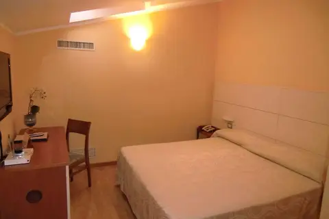 Hotel Cristoforo Colombo Osimo in Camerano — foto 3