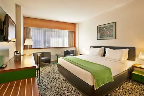 Ramada by Wyndham Lisbon in Almada — foto 14