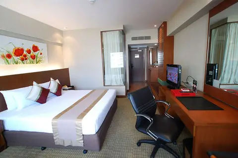 Ramada Plaza by Wyndham Menam Riverside in Bangkok — foto 6