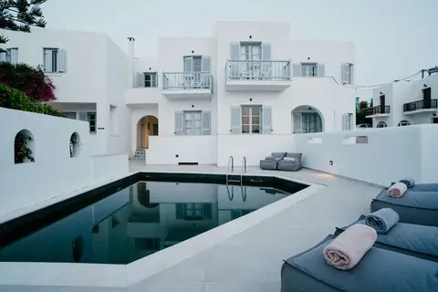 Sunrise Paros by Mr and Mrs White in Naoussa, foto 2