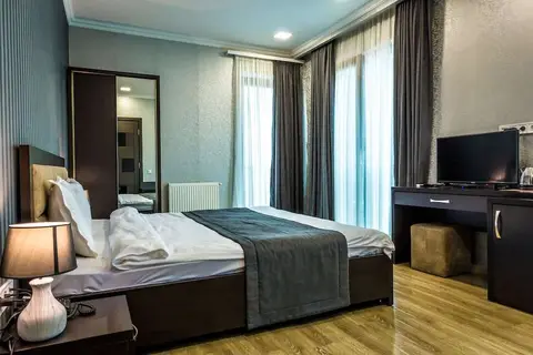 Hotel Cherry Garden in Tbilisi — foto 2