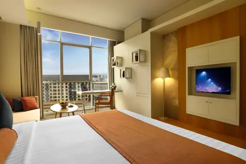 Royal Continental Hotel in Dubai — foto 19