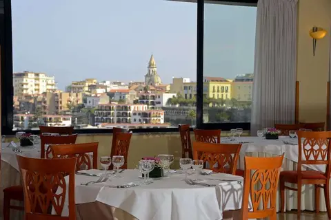 Grand Hotel Moon Valley in Vico Equense — foto 6