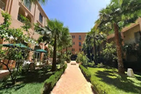 Alhambra Thalasso in الحمامات