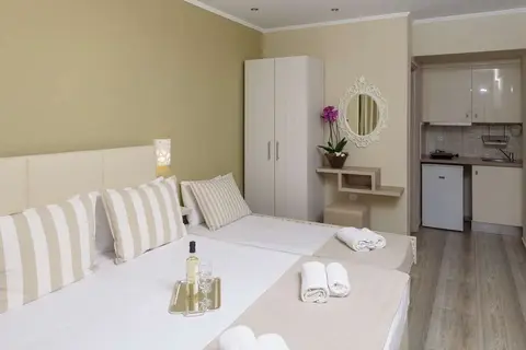 Ammos Beach Seaside Luxury Suites in Athene — foto 3