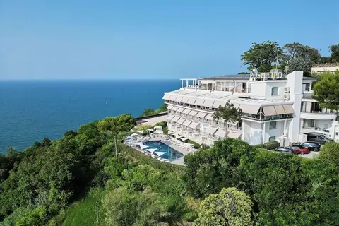 Hotel Posillipo in Gabicce Mare — foto 9