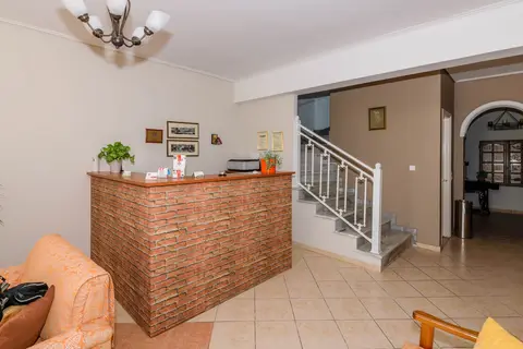 Remezzo Studios & Apartments in Ammoudi — foto 23