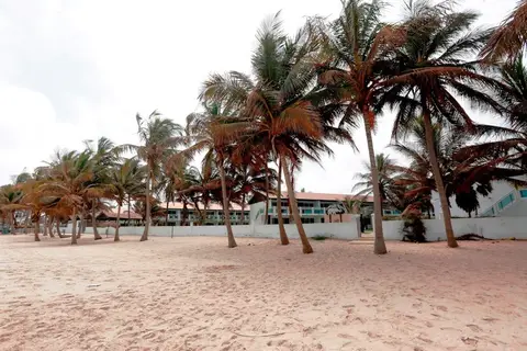 Bungalow Beach Hotel in Serrekunda, foto 21
