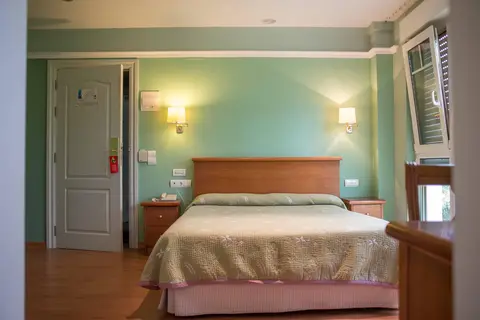 Hotel Faro de San Vicente in San Vicente De La Barquera — foto 9