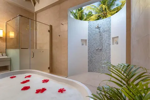 Bandos Maldives in Bandos Island Resort — foto 9