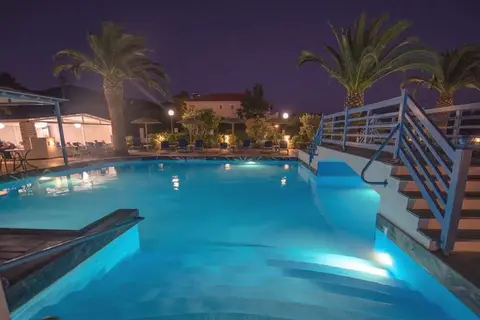 Zefiros Beach Hotel in Μυκάλη — foto 20
