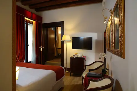 Ruzzini Palace in Venetië — foto 9