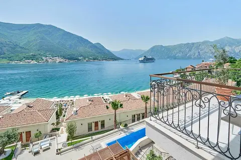 HUMA Kotor Bay Hotel & Villas in Kotor — foto 13