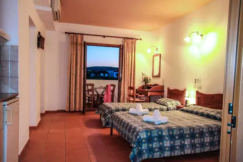 Club Lyda Hotel in Δημοτική Ενότητα Γουβών — foto 20