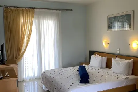 Zeus Paradise Hotel in Αμμουδιά — foto 3