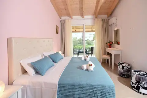 Palapart Gikas Studios & Suites in Corfu — foto 9