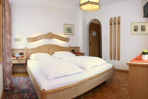 Dolomiti Madonna foto 2