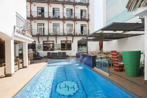 Neptuno Hotel & Spa in Calella — foto 18