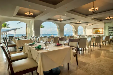 Cozumel Palace in Cancún — foto 23