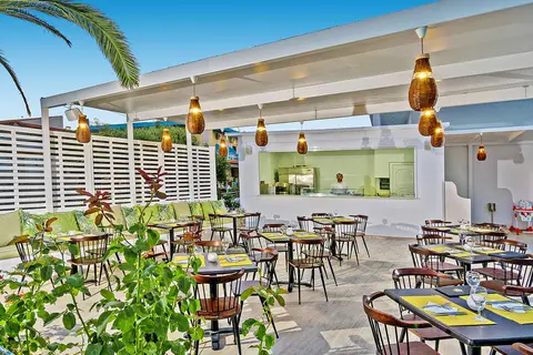 Happy Days Hotel in Paradeisi, foto 15
