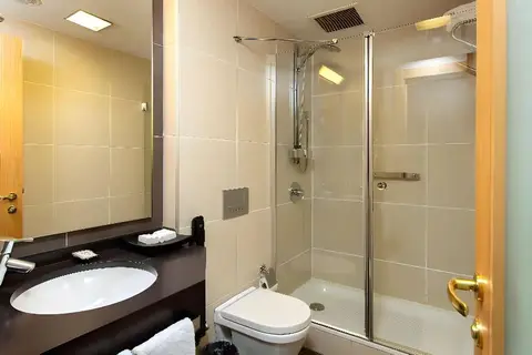 Nippon Hotel in Beyoğlu — foto 12