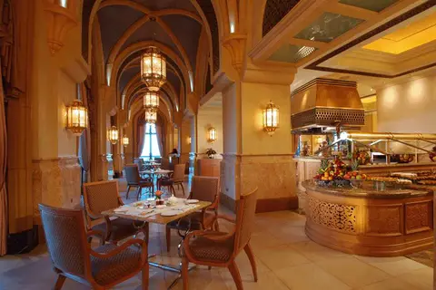 Emirates Palace Mandarin Oriental in Abu Dhabi — foto 20