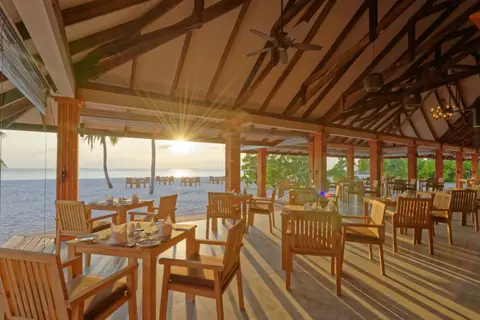 Brennia Kottefaru in Raa Atoll — foto 5