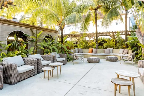 Friday Attitude foto 5