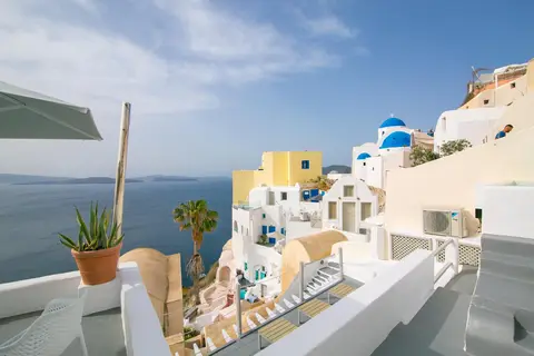 Vogue Suites in Ia Municipal Unit