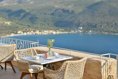 Akrolithi Boutique Hotel in Δήμος Μονεμβασίας — foto 19