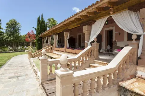 Es Revellar Art Resort in Campos