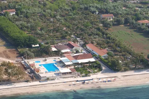 Camping Karavomilos Beach in Sami — foto 4