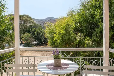 Irini Hotel in Λιβάδια — foto 19
