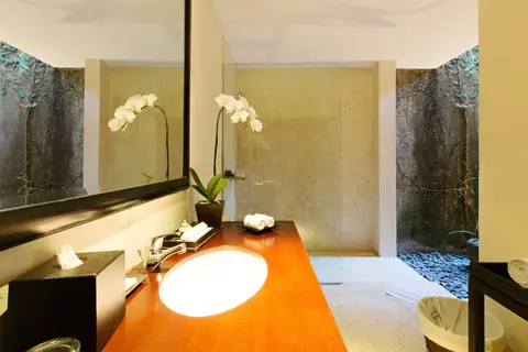 KAYUMANIS SANUR PRIVATE VILLAS &SPA in Denpasar — foto 30