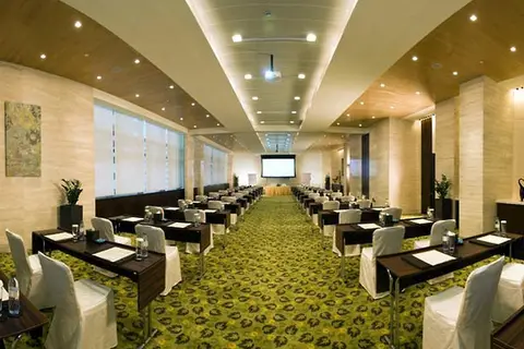The H Dubai in Dubai — foto 2